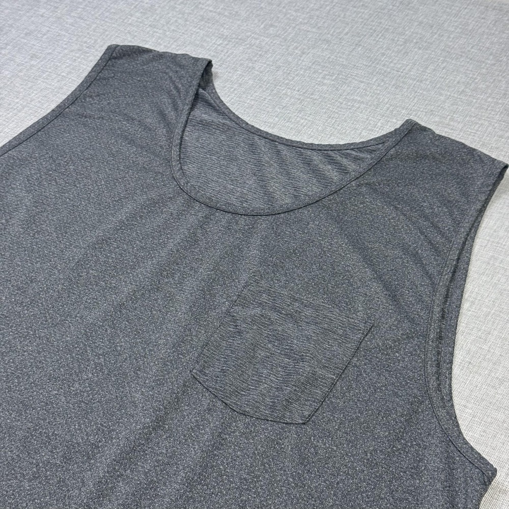 Vuori Tradewind Performance Tank Mens 2XL Gray Scoop Neck Pocket Gym Activewear